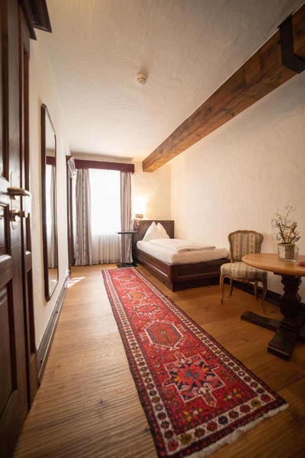 Altstadt Hotel Stadtkrug Salzburg Bagian luar foto